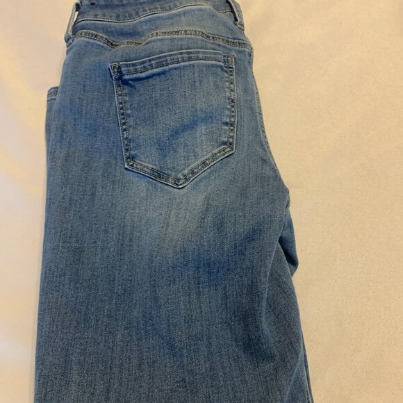 Liverpool the crop boyfriend distressed jeans size 6/28. - Picture 12 of 12